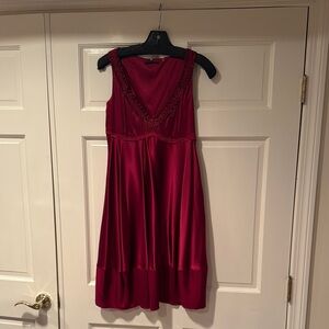 Elegant Red Sleeveless Dress